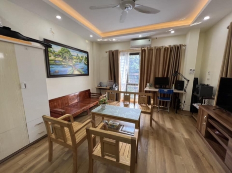 HÓT HÓT, Chùa Láng, Ngõ Thông, Kinh Doanh,2 thoáng, Nhà đẹp, Dân xây, 38Mx4t chỉ 3,6 tỷ