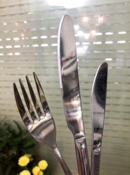 Thanh lý dụng cụ bán bò bit tet, bò né