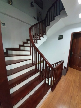 MẶT PHỐ, Kim Mã 125m x 5 tầng, giá 35 tỷ.