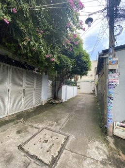 Bán tháo nhà Trường Thọ Thủ Đức. 108m2 HXH 2 tầng nhiều phòng. 5 tỷ 2 TL.