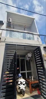 Bán nhà 1 trệt - 1 lầu, lên 2 lầu  ngay đường số 53, Hiệp Bình Chánh, TP Thủ Đức