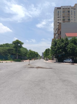 BÁN ĐẤT NGỌC THỤY - LONG BIÊN – DT 60 M2 – MT5M – NHỈNH 4 TỶ - ĐƯỜNG THÔNG Ô TÔ VÀO ĐẤT