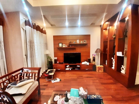 Bán Nguyễn Viết Xuân Hà đông 50m2 4 tầng 5.5m tiền KD 8.3 tỷ