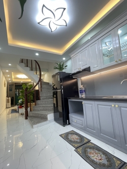 BÁN NHÀ NGÃ TƯ Ô CHỢ DỪA: 37M2, 4 TẦNG, 4 NGỦ, MT 3.5M, 20M RA Ô TÔ ĐỖ TRÁNH DỪNG, 3.5 TỶ