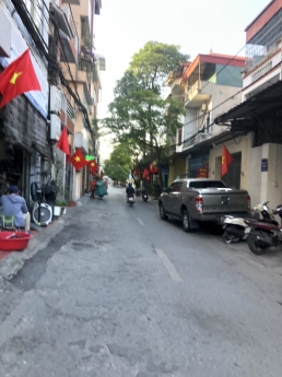 Mặt Phố Ô Cách, Ô tô tránh, Lô góc, Kinh Doanh – Văn phòng.