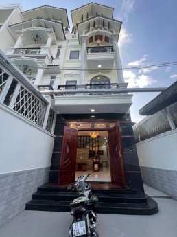 BÁN CĂN NHÀ PHỐ CỰC ĐẸP KHU DÂN CƯ HỒNG LONG - PHƯỜNG HIỆP BÌNH PHƯỚC THÀNH PHỐ THỦ ĐỨC