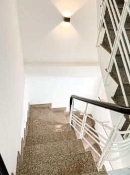 BÁN GẤP NHÀ NỞ HẬU Đ.HOÀNG HOA THÁM NGANG 4.5 - 5 TỶ