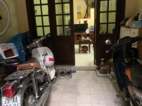 Bán nhà Phố Nguyễn Lân trung tâm Thanh Xuân ngõ rộng ô tô đỗ cửa nhà dân xây gần phố sổ nở hậu 39m2
