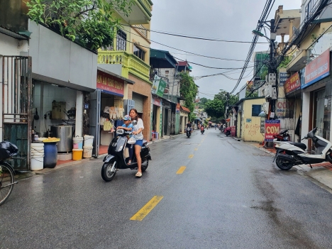 BÁN ĐẤT THƯỢNG THANH – LONG BIÊN - SÁT Ô TÔ – 54 M2 – MT 4,5M – 1,95 TỶ