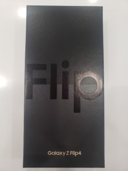Samsung Zflip4 chính hãng giá giảm cực sâu.