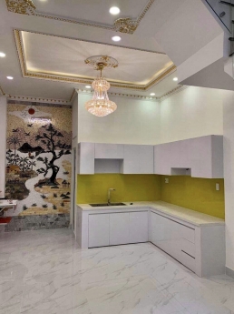 Nhà đẹp BTCT 1 trệt 2 liền kề đường Phạm Văn Đồng Thủ Đức chỉ 6,7 tỷ.