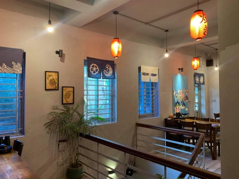 Bán nhà mặt phố Cầu Giấy Nguyễn Văn Huyên 65m2, 6 tầng, Mặt tiền hướng phố 12.6m, Lô góc, 3 thoáng,