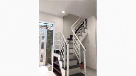 BÁN NHÀ 2// PHẠM VĂN HAI, P.3, TÂN BÌNH, 20M2, 2.4 TỶ