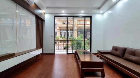 Lô góc Pháo Đài Láng, thông, nông, thoáng, KD nhỏ, 35m, 5T, chỉ 3.9 tỷ!