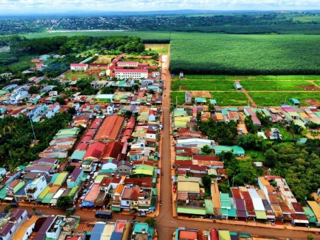 Úm ba la hiện ra lô đất sổ đỏ vượng khí tài lộc - Krong Năng, Đăk Lăk