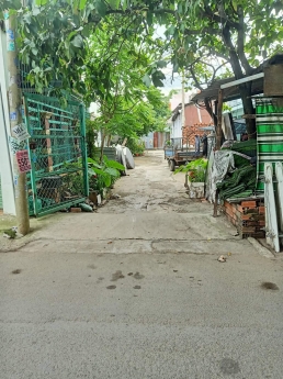 BÁN ĐẤT CÓ NHÀ CẤP 4 BÌNH CHÁNH, 125M, 3.1 TỶ