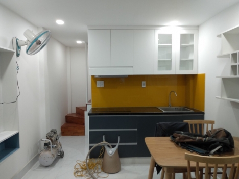 BÁN NHÀ CHÍNH CHỦ HẺM 64 NGUYỄN KHOÁI P2  QUẬN 4