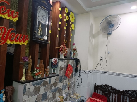 BÁN NHÀ PHÚ NHUẬN HXH 52 M2 NGANG 4M 5 TẦNG BTCT HẺM THÔNG THOÁNG LÊ VĂN SỸ 7.8 TỶ.