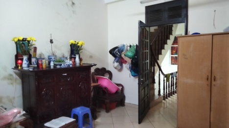 Mặt Phố Ô Cách, Ô tô tránh, Lô góc, Kinh Doanh – Văn phòng.