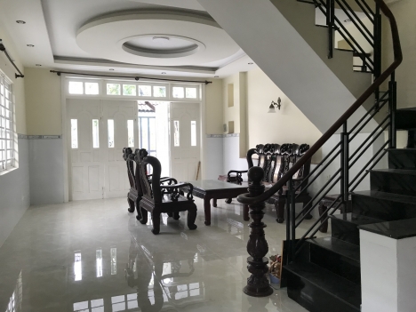 CHỦ GẤP BÁN GIẢM CHÀO 300 TR, 803 Huỳnh Tấn Phát, quận 7