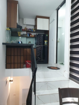 LÔ GÓC SIÊU PHẨM tại Nguyễn Trãi, 26m, 4 tầng, NHÀ ĐẸP Ở NGAY, ô tô đỗ cổng, 2.9 tỷ lhcc