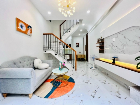 CHÀO BÁN SIÊU PHẨM MINI ĐẸP P14 GV
ĐC: Đường Số 59 F.14 Gò Vấp, 23.3M2, 3.58 TỶ