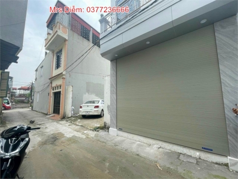 Nhỉnh 4 tỷ, Mrs Diễm bán 60m nhà 3 tầng mới koong tại Lễ Pháp, Tiên Dương, Đông Anh