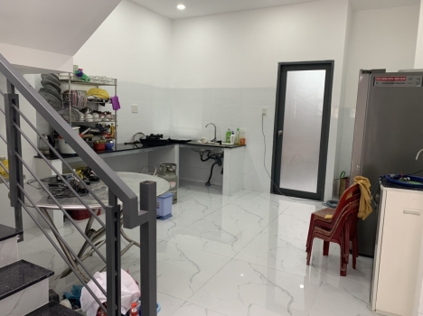 Bán Nhà 2 Tầng Ngay Chợ Ngô Đến, Vĩnh Phước. Đường 5m. Kinh Doanh Sầm Uất.