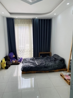 BÁN NHÀ NỞ HẬU PHAN XÍCH LONG - DTS 103M2 - 4TY4 CÓ TL