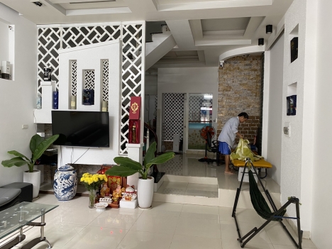 Nhà Cực Ngon - Bình Trưng Đông Q.2 - 194m2 Thổ Cư Nở Hậu đều  - 3 Tầng - Mặt Tiền Vs 4 Kiot KD -