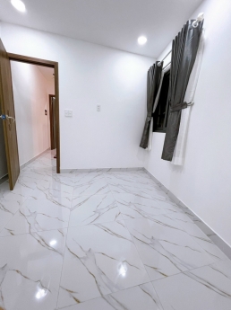 Gấp BÁN Nhà Lê Văn Sỹ PN - 30m2 - 2 Tầng - mới ở ngay - Tặng Full Nội Thất - Sát HXH - Chỉ 4.X Tỷ