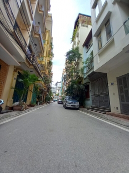 Ngập Bank Bán GẤP nhà Nguyễn Khuyến, Văn Quáng 43m2, 4 tầng, 5 tỷ XE HƠI đỗ cửa ngày đêm, 2 thoáng