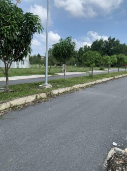 BÁN ĐẤT THỔ CƯ LÀNG SEN ĐỨC HÒA LONG AN, 106.3M,