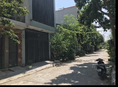 Đất tái định cư Long Biên, view hồ, vỉa hè, ngõ rộng 2 ô tô tránh, hàng xóm Aeon mall, 75m, MT5m