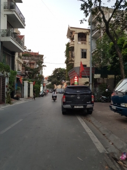 Nhà ngõ 640 Nguyễn Văn Cừ, Ô TÔ VÀO NHÀ, nhà đẹp LONG BIÊN