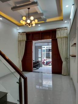 XE HƠI NGỦ TRONG NHÀ-NHÀ ĐẸP DIỆN TÍCH LỚN HẺM AN NINH-CẠNH CÔNG AN PHƯỜNG 11-NHÀ MỚI VÀO Ở NGAY,