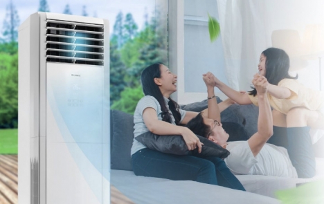 Điều hòa đứng Gree thiết kế tối giản, màn hình LED hiện đại