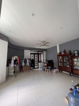 Gò vấp , cực rẻ , 200m2 , 4 tầng , chỉ nhỉnh 50tr 1m2 , Hẻm nhựa xe tăng , Kinh doanh đỉnh.