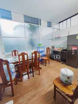 P/LÔ,Ô TÔ TRÁNH,NGUYỄN LÂN-TRƯỜNG CHINH 68m,MT5m,giá 13,2 tỷ.