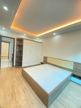 Siêu phẩm nhà ở, 5m oto tránh, thang máy, ngõ 89 Lạc Long Quân, 35m/6tầng/7.2tỷ