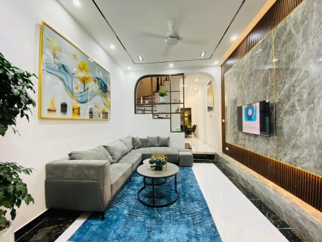 BÁN GẤP NHÀ PHỐ KHƯƠNG TRUNG: 47M2*4 TẦNG, 3 BƯỚC RA Ô TÔ, GẦN NGÃ TƯ SỞ, HƠN 5 TỶ