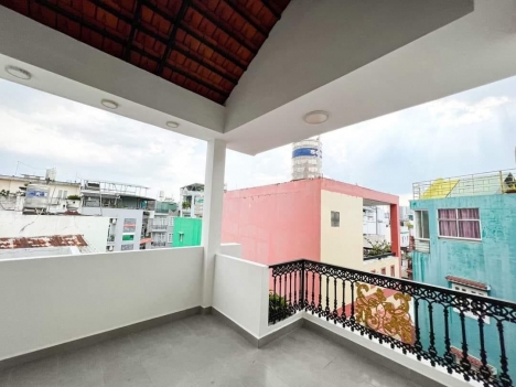 BÁN GẤP NHÀ NỞ HẬU Đ.HOÀNG HOA THÁM NGANG 4.5 - 5 TỶ