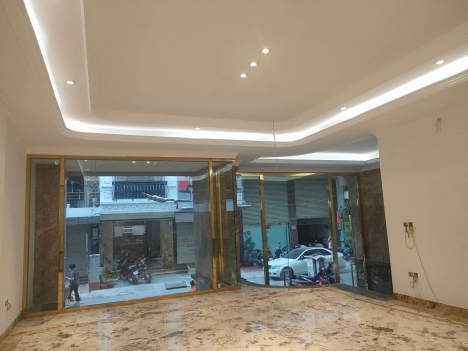 BÁN NHÀ SIÊU PHẨM TRUNG TÂM CẦU GIẤY NHÀ 8 TẦNG CHỈ 34 TỶ 86