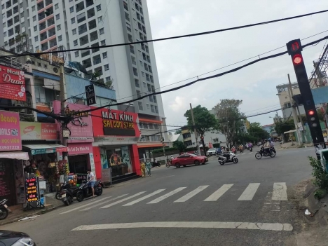 MẶT TIỀN KINH DOANH ĐA NGÀNH,  ĐƯỜNG 20M, NGAY KHU VIP SỐ 1 TÊN LỬA,  NGANG KHỦNG 8M, NHÀ RẤT MỚI