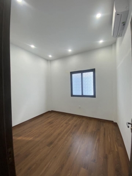 Bán Nhà Trần Quang Diệu Phân Lô .oto Vườn Hoa,Sát Quận ủy Đống ĐA