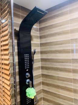 BÁN NHÀ VIP NGAY CHỢ Q4, 3 TẦNG, DT 6.5m x 5,5m. GIÁ CHỈ 4 TỶ