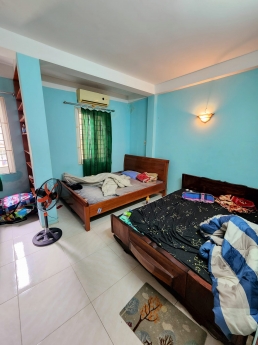 Nhà đẹp Đống Đa, phố Tôn Đức Thắng, 5 tầng, 6 ngủ, giá 4.1 tỷ