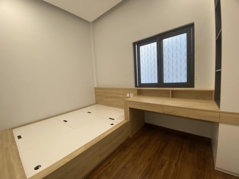 Bán Nhà Trần Quang Diệu Phân Lô .oto Vườn Hoa,Sát Quận ủy Đống ĐA
