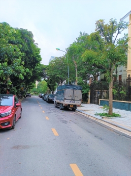Bán Biệt thự Lưu Hữu Phước – Mỹ Đình 1: DT200M – 3Tầng – MT14m: 46 Tỷ