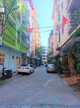 Bán nhà riêng Quận Cầu Giấy, phố Phạm Tuấn Tài. 60M- 4 Tầng- M.tiền 5.5m - Lô góc: 17.5 Tỷ